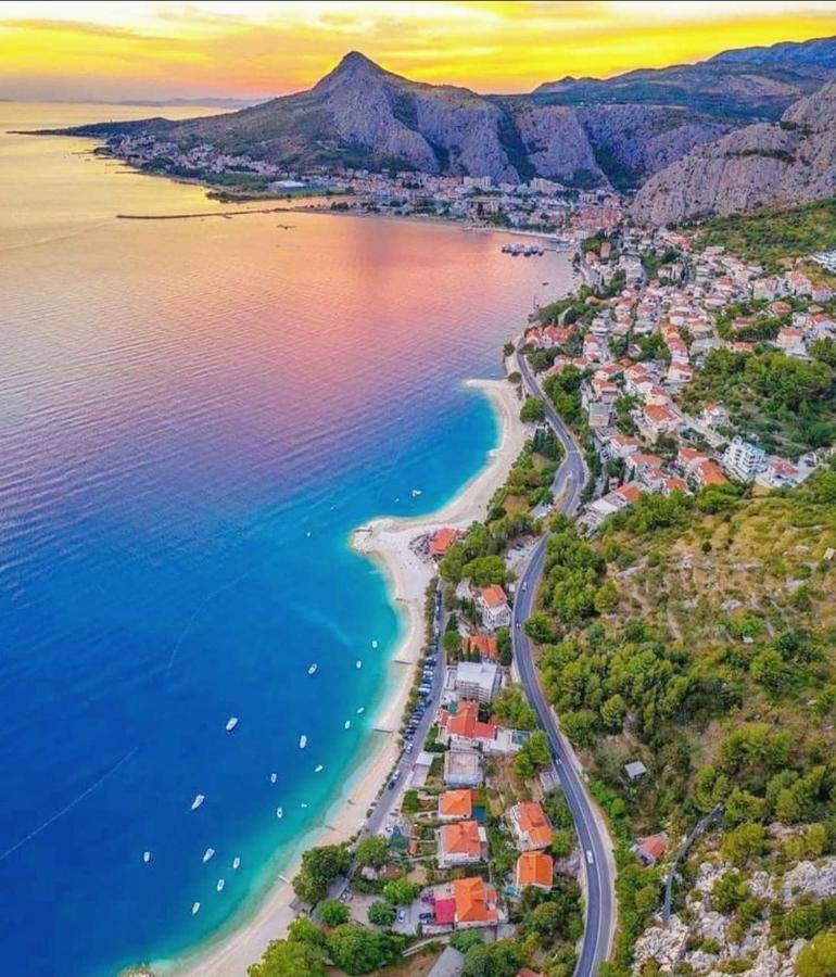 Apartments Mimac Omiš Exteriör bild