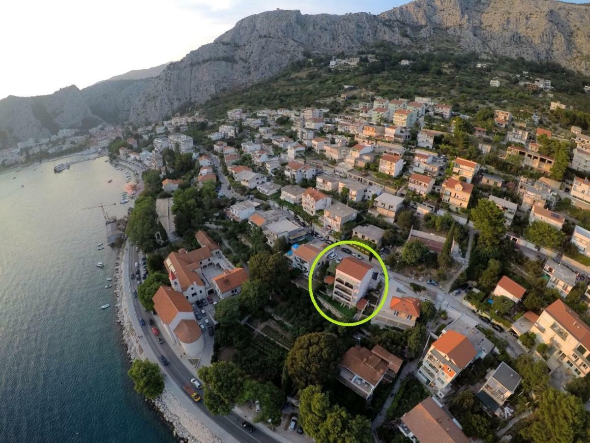 Apartments Mimac Omiš Exteriör bild
