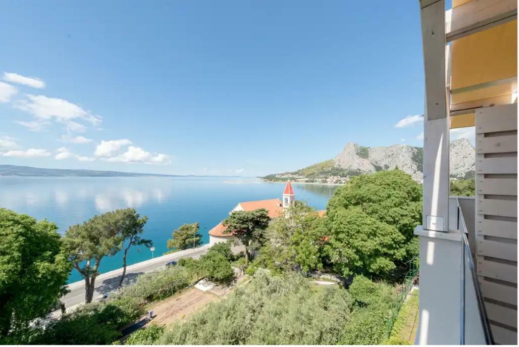 Apartments Mimac Omiš Exteriör bild